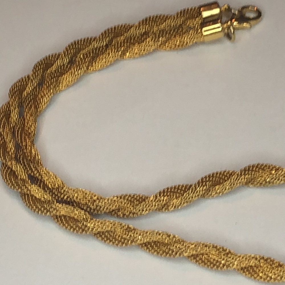 Gold Tone Twisted Rope Chain 18”